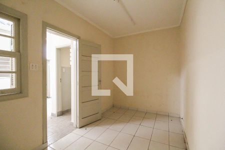 Casa à venda com 178m², 2 quartos e 1 vagaQuarto de Serviço