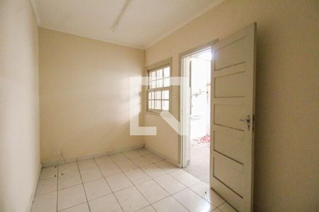 Casa à venda com 178m², 2 quartos e 1 vagaQuarto de Serviço