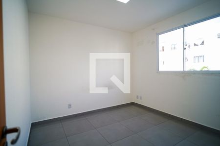 Quarto 2 de apartamento para alugar com 2 quartos, 43m² em Caguaçu, Sorocaba