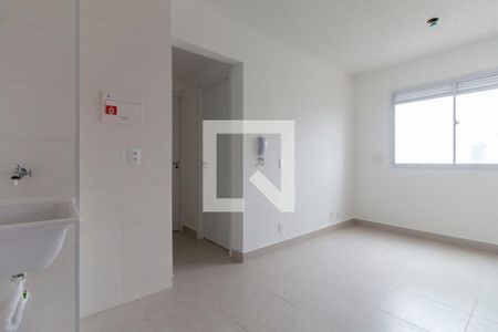 Cozinha de apartamento para alugar com 2 quartos, 34m² em Fazenda Aricanduva, São Paulo