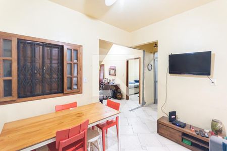 Sala 1 (primeiro andar) de casa à venda com 5 quartos, 250m² em Grajaú, Rio de Janeiro