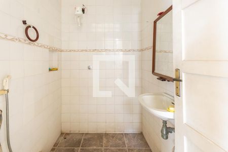 Casa à venda com 250m², 5 quartos e 1 vagaBanheiro 3 (terceiro andar)