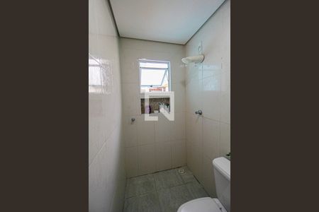 Banheiro da Suíte de casa à venda com 3 quartos, 137m² em Jardim Ocara, Santo André