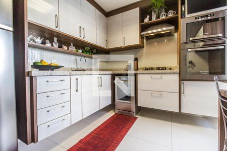 Apartamento à venda com 160m², 2 quartos e 2 vagasCozinha