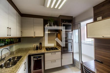 Apartamento à venda com 160m², 2 quartos e 2 vagasCozinha