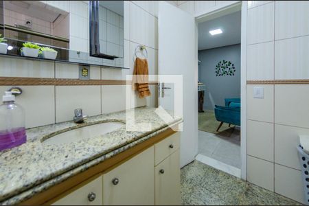 Apartamento à venda com 162m², 3 quartos e 1 vaga Apartamento à venda com 162m², 3 quartos e 1 vagaBanheiro