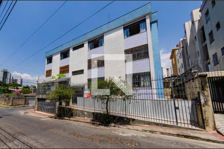 Apartamento à venda com 162m², 3 quartos e 1 vaga Apartamento à venda com 162m², 3 quartos e 1 vagaFachada