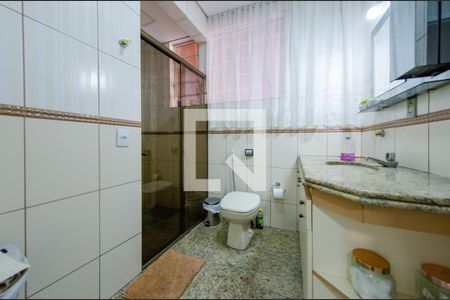 Apartamento à venda com 162m², 3 quartos e 1 vaga Apartamento à venda com 162m², 3 quartos e 1 vagaBanheiro