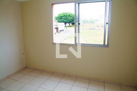 Quarto 1 de apartamento para alugar com 3 quartos, 60m² em Samambaia Norte (samambaia), Brasília
