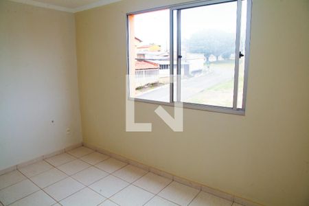 Quarto 1 de apartamento para alugar com 3 quartos, 60m² em Samambaia Norte (samambaia), Brasília