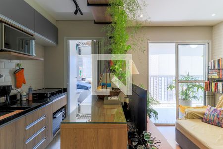 Sala de apartamento à venda com 2 quartos, 62m² em Vila Cordeiro, São Paulo