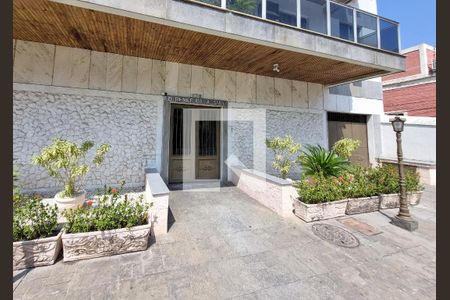 Apartamento à venda com 90m², 3 quartos e 1 vaga Apartamento à venda com 90m², 3 quartos e 1 vagaFachada e portaria