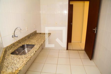 Apartamento à venda com 58m², 2 quartos e 1 vagaCozinha e Área de Serviço