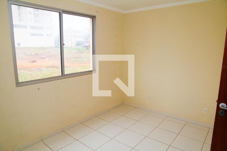 Quarto 1 de apartamento para alugar com 2 quartos, 58m² em Samambaia Norte (samambaia), Brasília