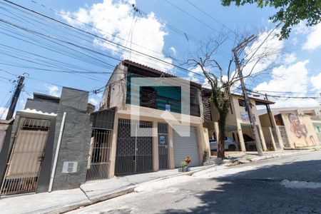 Casa para alugar com 46m², 2 quartos e sem vaga Casa para alugar com 46m², 2 quartos e sem vagaFachada
