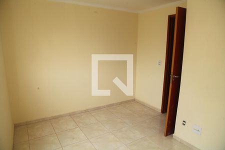 Quarto 1 de apartamento para alugar com 2 quartos, 58m² em Samambaia Norte (samambaia), Brasília