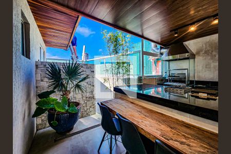 Apartamento para alugar com 240m², 4 quartos e 1 vagaÁrea gourmet