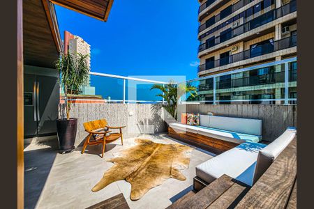 Apartamento para alugar com 240m², 4 quartos e 1 vagaCobertura Hidro