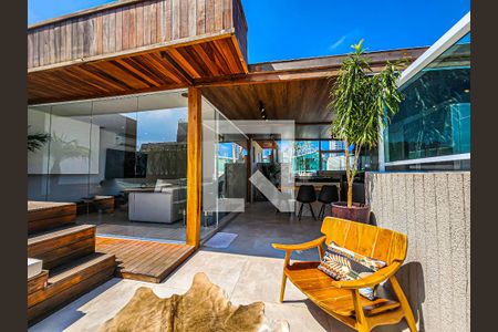 Apartamento para alugar com 240m², 4 quartos e 1 vagaCobertura Hidro