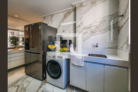 Apartamento para alugar com 240m², 4 quartos e 1 vagaCozinha e Área de Serviço