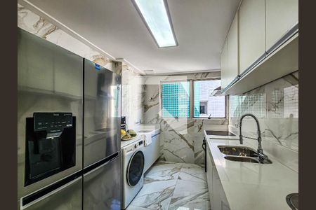 Apartamento para alugar com 240m², 4 quartos e 1 vagaCozinha