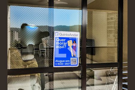 Apartamento para alugar com 240m², 4 quartos e 1 vagaPlaquinha instalada