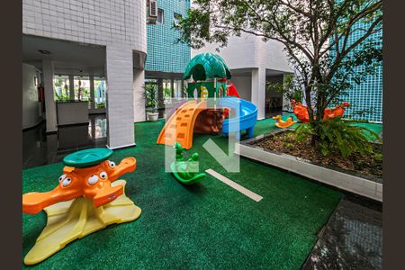 Apartamento para alugar com 240m², 4 quartos e 1 vagaparque infantil