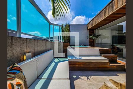 Apartamento para alugar com 240m², 4 quartos e 1 vagaCobertura Hidro