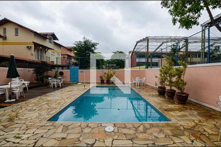 Casa de condomínio à venda com 150m², 4 quartos e 2 vagasÁrea comum