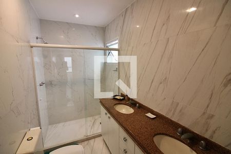 Apartamento à venda com 175m², 4 quartos e 2 vagasBanheiro da Suíte 4