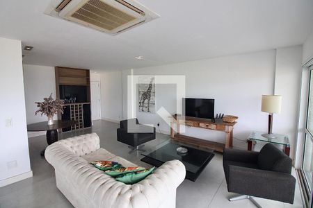 Apartamento à venda com 175m², 4 quartos e 2 vagasSala