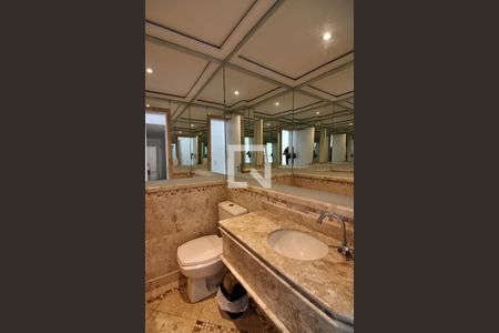 Apartamento à venda com 175m², 4 quartos e 2 vagasLavabo