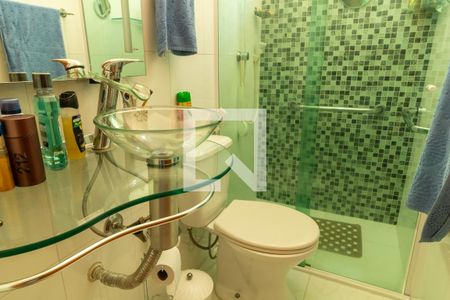 Casa de condomínio para alugar com 122m², 3 quartos e 2 vagas Casa de condomínio para alugar com 122m², 3 quartos e 2 vagasBanheiro da Suíte