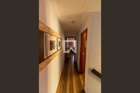 Casa de condomínio para alugar com 122m², 3 quartos e 2 vagas Casa de condomínio para alugar com 122m², 3 quartos e 2 vagasCorredor