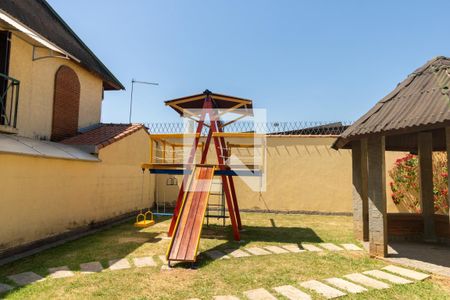 Casa de condomínio para alugar com 122m², 3 quartos e 2 vagas Casa de condomínio para alugar com 122m², 3 quartos e 2 vagasÁrea comum - Playground