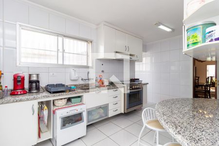 Apartamento à venda com 226m², 3 quartos e 2 vagasCozinha