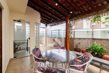 Apartamento à venda com 226m², 3 quartos e 2 vagasEspaço Gourmet - Andar Superior