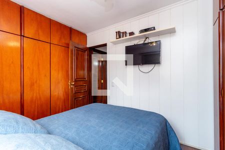 Apartamento à venda com 226m², 3 quartos e 2 vagasQuarto 3 - Suíte