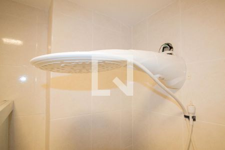 Apartamento à venda com 180m², 3 quartos e sem vagaBanheiro da Suíte - chuveiro elétrico