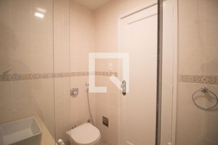 Apartamento à venda com 180m², 3 quartos e sem vagaBanheiro social