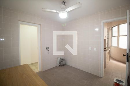 Apartamento à venda com 180m², 3 quartos e sem vagaCopa da cozinha