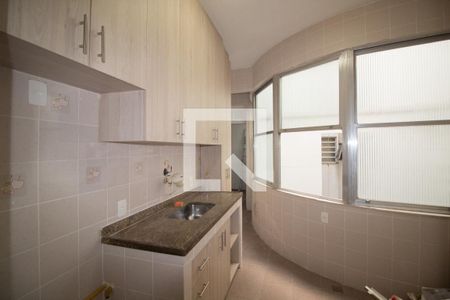 Apartamento à venda com 180m², 3 quartos e sem vagaCozinha