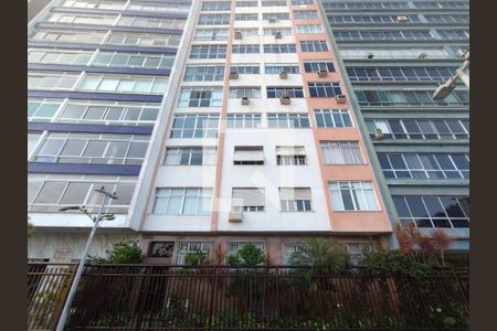 Apartamento à venda com 180m², 3 quartos e sem vagaFachada