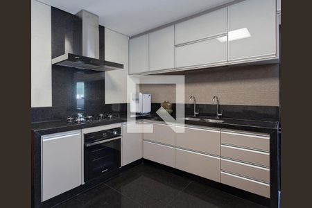 Apartamento à venda com 156m², 4 quartos e 3 vagasCozinha