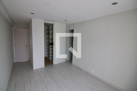 Apartamento à venda com 188m², 4 quartos e 2 vagas Apartamento à venda com 188m², 4 quartos e 2 vagasSuite 1