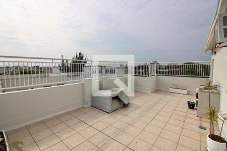 Apartamento à venda com 188m², 4 quartos e 2 vagas Apartamento à venda com 188m², 4 quartos e 2 vagasCobertura