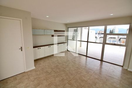 Apartamento à venda com 188m², 4 quartos e 2 vagas Apartamento à venda com 188m², 4 quartos e 2 vagasSala