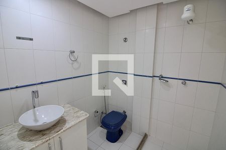 Apartamento à venda com 188m², 4 quartos e 2 vagas Apartamento à venda com 188m², 4 quartos e 2 vagasBanheiro da Suíte 2