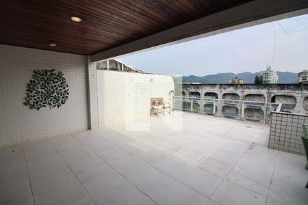 Apartamento à venda com 188m², 4 quartos e 2 vagas Apartamento à venda com 188m², 4 quartos e 2 vagasVaranda da Sala