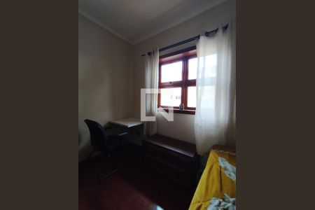 Casa à venda com 484m², 5 quartos e 7 vagasQuarto 2